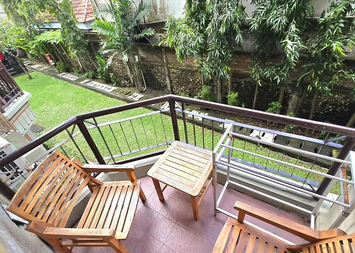 Balinese Sunset Haven Minutes From Legian Seminyak Appartamento Kuta Lombok